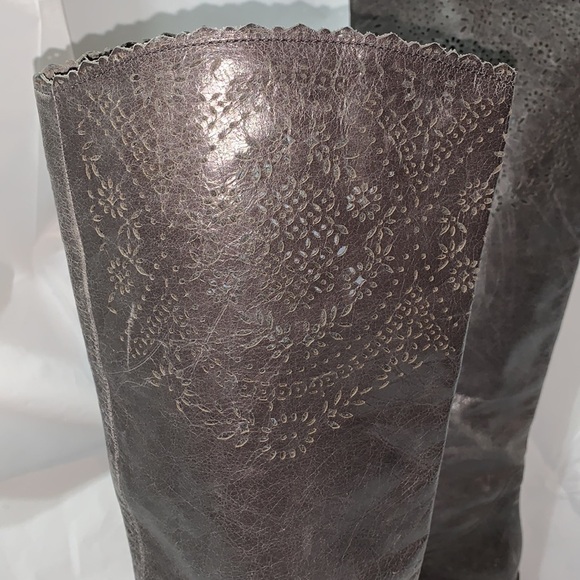 FRANCO Sarto Gray Ponzi Heeled Boot With Perforated Design Size 8M - Picture 9 of 15
